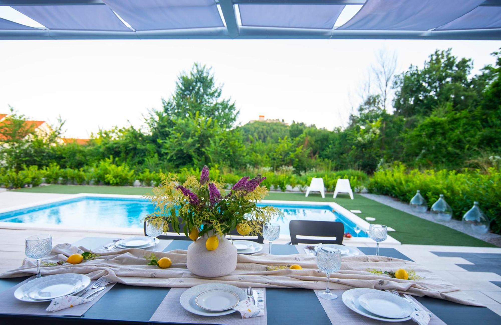Kuca Za Odmor Sika Villa Sinj Exteriör bild